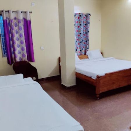 Aiims Nagar Rest House Bhubaneswar Hotel Buitenkant foto