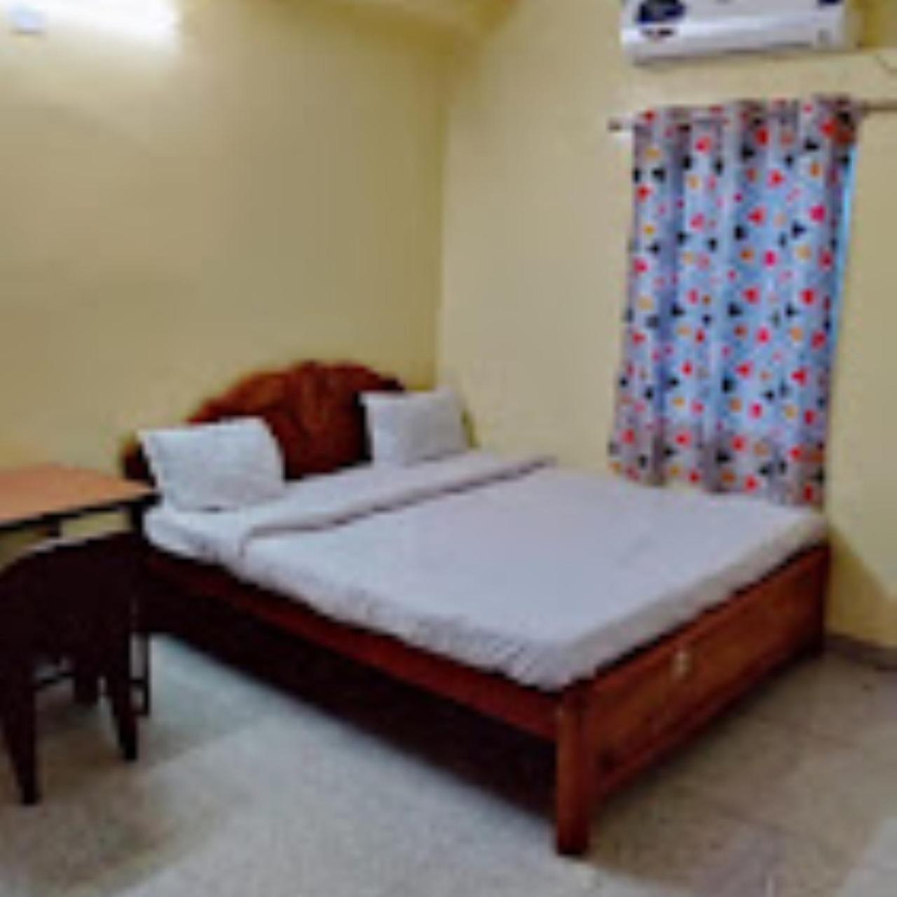 Aiims Nagar Rest House Bhubaneswar Hotel Buitenkant foto
