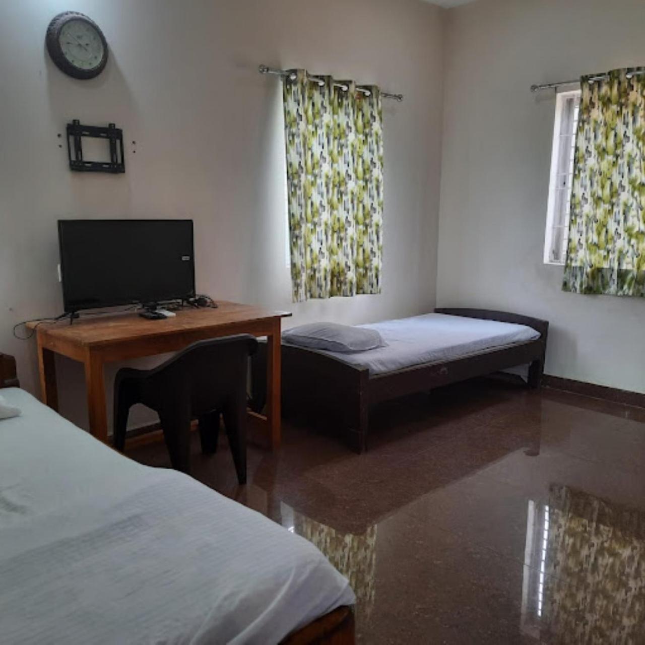 Aiims Nagar Rest House Bhubaneswar Hotel Buitenkant foto